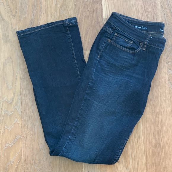 Loft Ann Taylor Modern Bootcut Jeans, size 6 - Picture 1 of 3